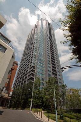THE ROPPOMGI TOKYO CLUB RESIDENCE（ザ・六本木東京クラブレジデンス)